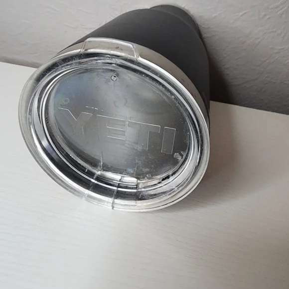 Yeti Black Texas Longhorn  30 Oz Rambler Tumbler With Lid Stainless Steel‎ - Picture 2 of 4